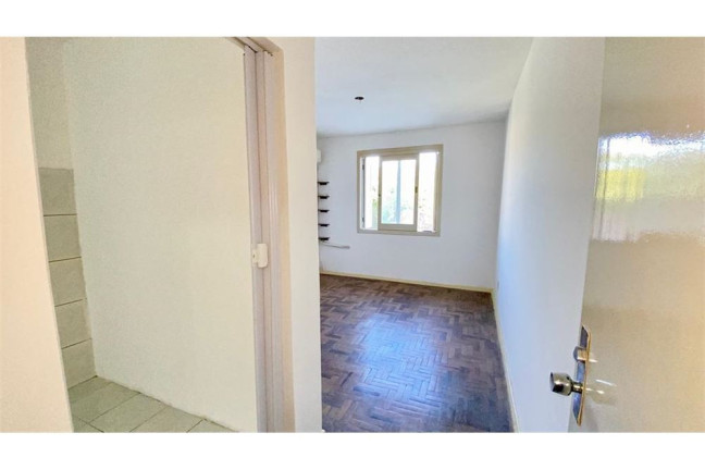 Imagem Imóvel com 2 Quartos à Venda, em Menino Deus - Porto Alegre Imagem Imóvel com 2 Quartos à Venda, em Menino Deus - Porto Alegre