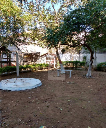 Imagem Casa com 3 Quartos à Venda, 350 m² em Vila Jaboticabeira - Taubaté Imagem Casa com 3 Quartos à Venda, 350 m² em Vila Jaboticabeira - Taubaté