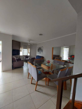 Imagem Casa com 3 Quartos à Venda, 200 m² em Parque Dos Coqueiros - Atibaia Imagem Casa com 3 Quartos à Venda, 200 m² em Parque Dos Coqueiros - Atibaia