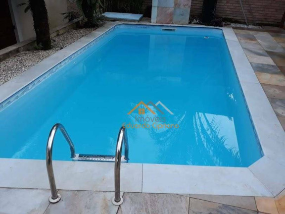 Imagem Casa com 5 Quartos à Venda, 360 m² em Massaguaçu - Caraguatatuba