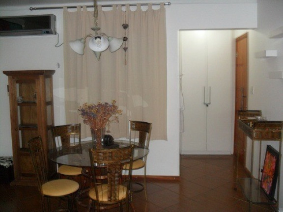 Imagem Imóvel com 1 Quarto à Venda, em Higienópolis - Porto Alegre Imagem Imóvel com 1 Quarto à Venda, em Higienópolis - Porto Alegre