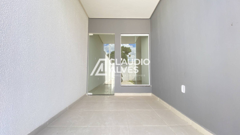 Imagem Casa com 2 Quartos à Venda, 80 m² em Mangabeira - Feira De Santana Imagem Casa com 2 Quartos à Venda, 80 m² em Mangabeira - Feira De Santana
