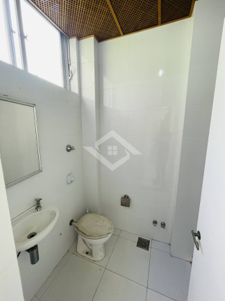 Imagem Cobertura com 5 Quartos à Venda, 250 m² em Copacabana - Rio De Janeiro Imagem Cobertura com 5 Quartos à Venda, 250 m² em Copacabana - Rio De Janeiro