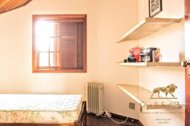 Imagem Casa com 4 Quartos à Venda, 180 m² em Alto Capivari - Campos Do Jordão Imagem Casa com 4 Quartos à Venda, 180 m² em Alto Capivari - Campos Do Jordão