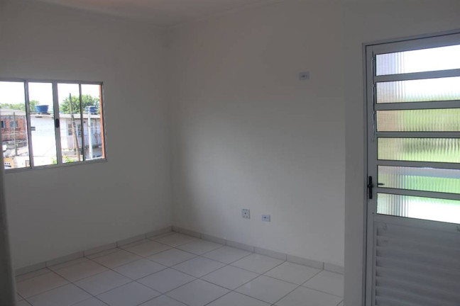 Imagem Casa com 2 Quartos à Venda, em Vila Sonia - Praia Grande Imagem Casa com 2 Quartos à Venda, em Vila Sonia - Praia Grande