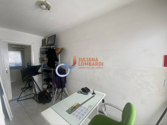 Imagem Casa com 3 Quartos à Venda, 240 m² em Maria Luiza - Cascavel Imagem Casa com 3 Quartos à Venda, 240 m² em Maria Luiza - Cascavel