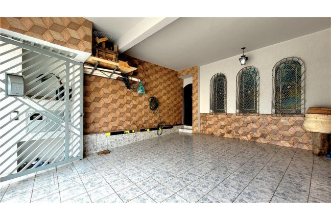 Imagem Casa com 4 Quartos à Venda, 215 m² em Parque Jaçatuba - Santo André Imagem Casa com 4 Quartos à Venda, 215 m² em Parque Jaçatuba - Santo André