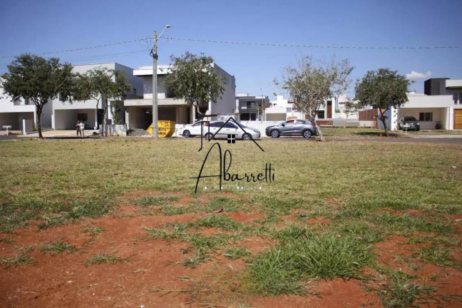 Casa à Venda, 250 m² em Taquaral - Piracicaba