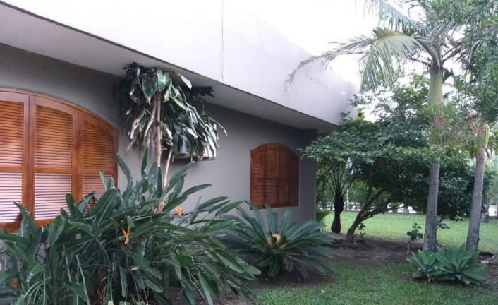 Imagem Casa com 5 Quartos à Venda, 200 m² em Centro - Xangri-lá Imagem Casa com 5 Quartos à Venda, 200 m² em Centro - Xangri-lá