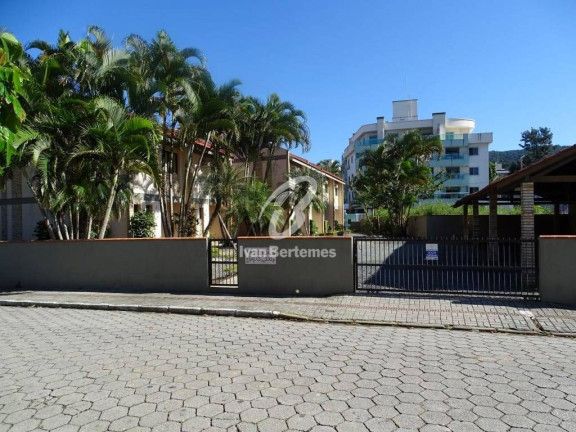 Imagem Sobrado com 2 Quartos para Temporada, em Bombas - Bombinhas Imagem Sobrado com 2 Quartos para Temporada, em Bombas - Bombinhas