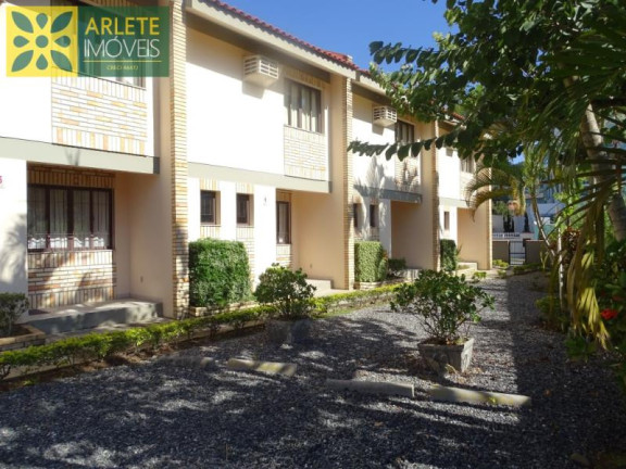 Imagem Apartamento com 2 Quartos para Alugar ou Temporada, 90 m² em Bombas - Bombinhas Imagem Apartamento com 2 Quartos para Alugar ou Temporada, 90 m² em Bombas - Bombinhas