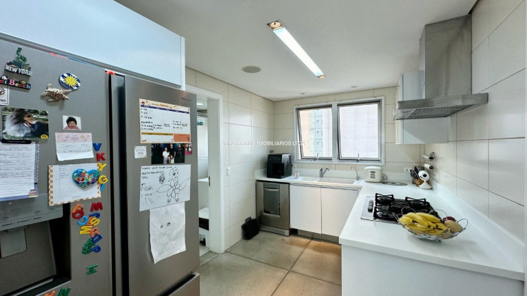 Imagem Apartamento com 3 Quartos à Venda, 223 m² em Itaim Bibi - São Paulo