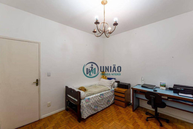 Imagem Casa com 5 Quartos à Venda, 400 m² em Itaipu - Niterói Imagem Casa com 5 Quartos à Venda, 400 m² em Itaipu - Niterói