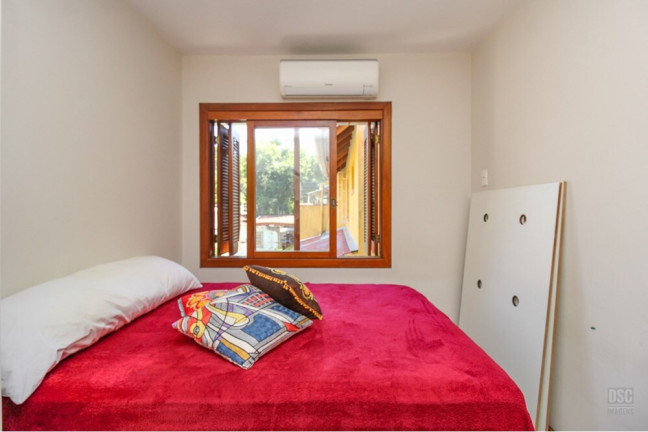 Imagem Casa com 3 Quartos à Venda, 154 m² em Espírito Santo - Porto Alegre Imagem Casa com 3 Quartos à Venda, 154 m² em Espírito Santo - Porto Alegre