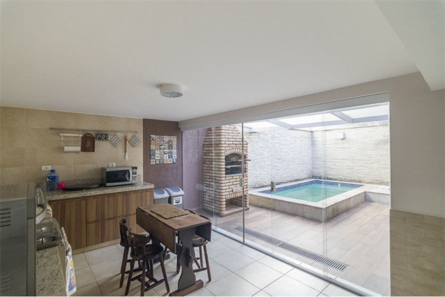 Casa com 3 Quartos à Venda, 360 m² em Vila Curuçá - Santo André