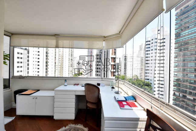 Imagem Apartamento com 4 Quartos à Venda, 311 m² em Campo Belo - São Paulo Imagem Apartamento com 4 Quartos à Venda, 311 m² em Campo Belo - São Paulo