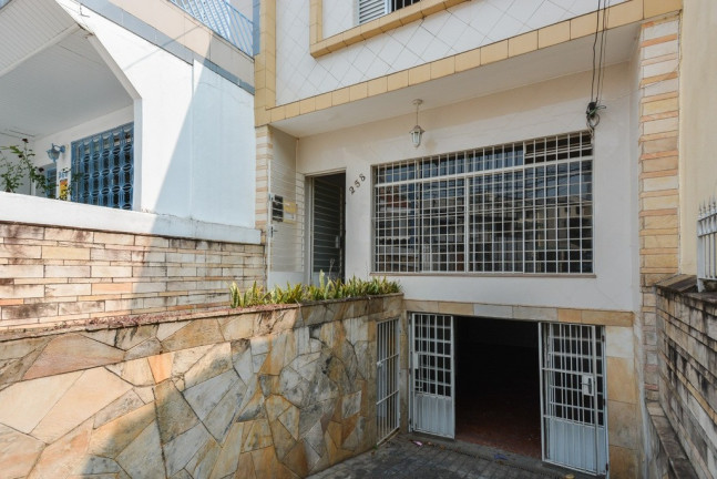 Casa com 3 Quartos à Venda, 130 m² em Mirandópolis - São Paulo