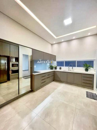 Imagem Casa com 3 Quartos à Venda, 300 m² Imagem Casa com 3 Quartos à Venda, 300 m²