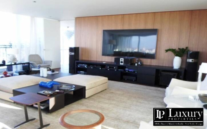 Imagem Cobertura com 3 Quartos à Venda, 699 m² em Vila Nova Conceição - São Paulo Imagem Cobertura com 3 Quartos à Venda, 699 m² em Vila Nova Conceição - São Paulo