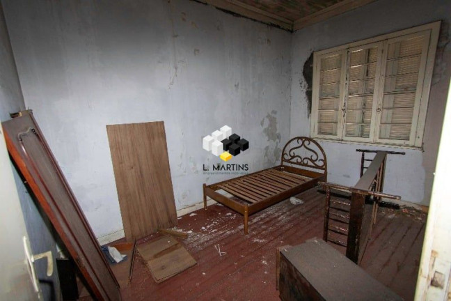 Imagem Casa com 5 Quartos à Venda, 144 m² em Independência - Porto Alegre Imagem Casa com 5 Quartos à Venda, 144 m² em Independência - Porto Alegre