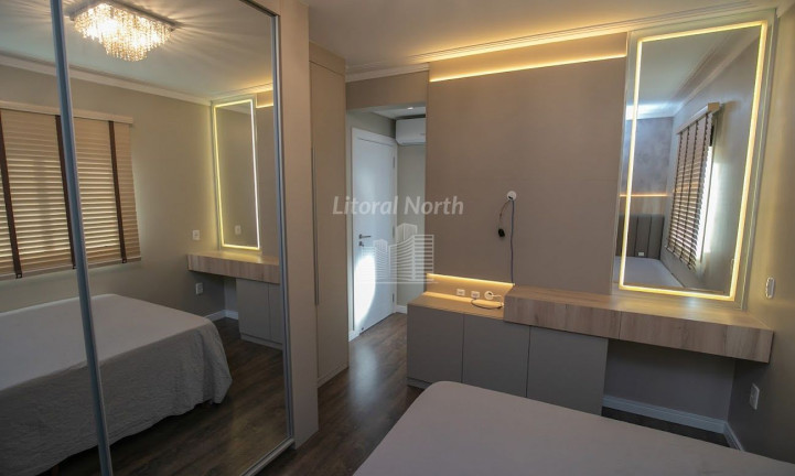 Imagem Cobertura com 5 Quartos à Venda, 261 m² em Barra Sul - Balneário Camboriú Imagem Cobertura com 5 Quartos à Venda, 261 m² em Barra Sul - Balneário Camboriú