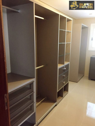 Imagem Casa com 4 Quartos à Venda, 864 m² em Centro - Pelotas