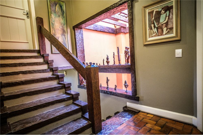 Imagem Casa com 5 Quartos à Venda, em Santa Tereza - Porto Alegre Imagem Casa com 5 Quartos à Venda, em Santa Tereza - Porto Alegre