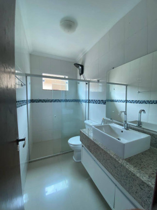Imagem Casa com 5 Quartos para Alugar, em Outeiro Da Glória - Porto Seguro Imagem Casa com 5 Quartos para Alugar, em Outeiro Da Glória - Porto Seguro