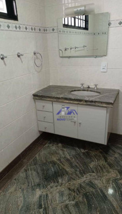 Imagem Casa com 3 Quartos à Venda, 210 m² em Dona Amélia - Araçatuba Imagem Casa com 3 Quartos à Venda, 210 m² em Dona Amélia - Araçatuba