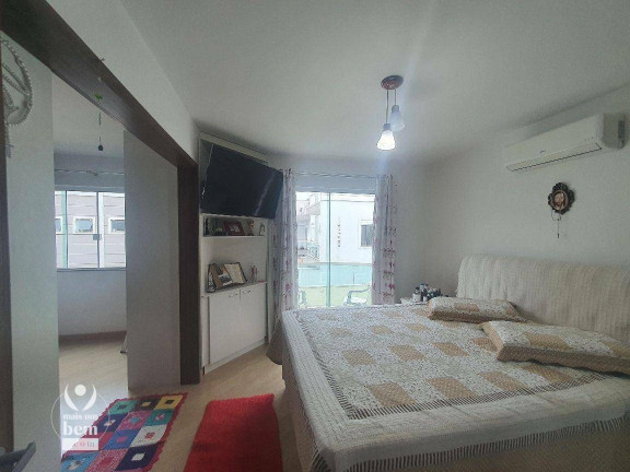 Imagem Sobrado com 3 Quartos à Venda, 142 m² em Hauer - Curitiba Imagem Sobrado com 3 Quartos à Venda, 142 m² em Hauer - Curitiba