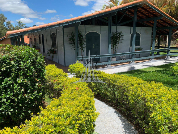 Casa com 4 Quartos à Venda,  em Itatiba