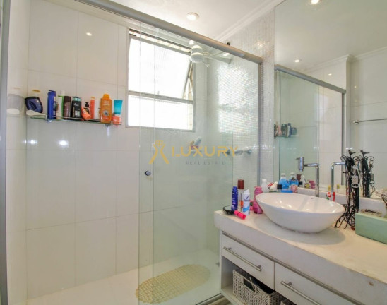 Imagem Imóvel com 4 Quartos à Venda, 150 m² em Lourdes - Belo Horizonte Imagem Imóvel com 4 Quartos à Venda, 150 m² em Lourdes - Belo Horizonte