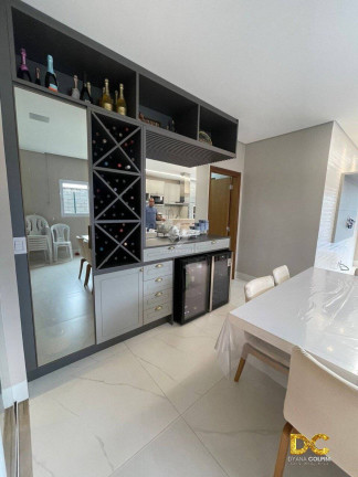 Imagem Casa de Condomínio com 3 Quartos à Venda, 176 m² em Condomínio Belvedere Ii - Cuiabá Imagem Casa de Condomínio com 3 Quartos à Venda, 176 m² em Condomínio Belvedere Ii - Cuiabá