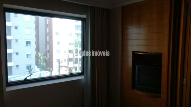 Imagem Imóvel com 1 Quarto à Venda, 30 m² em Moema - São Paulo Imagem Imóvel com 1 Quarto à Venda, 30 m² em Moema - São Paulo