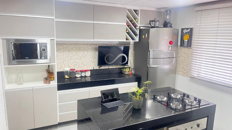 Imagem Casa com 3 Quartos à Venda, 552 m² em Célvia - Vespasiano