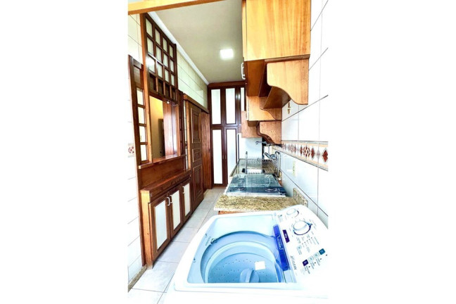 Imagem Imóvel com 1 Quarto à Venda, 35 m² em Centro Histórico - Porto Alegre Imagem Imóvel com 1 Quarto à Venda, 35 m² em Centro Histórico - Porto Alegre