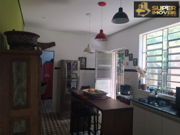 Imagem Casa com 3 Quartos à Venda, 169 m² em Centro - Pelotas