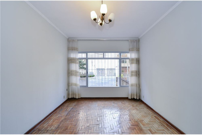 Imagem Casa com 3 Quartos à Venda, 135 m²