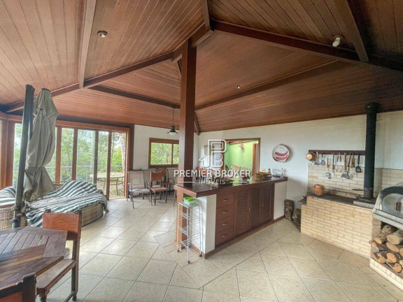 Imagem Casa com 4 Quartos à Venda, 575 m² em Carlos Guinle - Teresópolis Imagem Casa com 4 Quartos à Venda, 575 m² em Carlos Guinle - Teresópolis