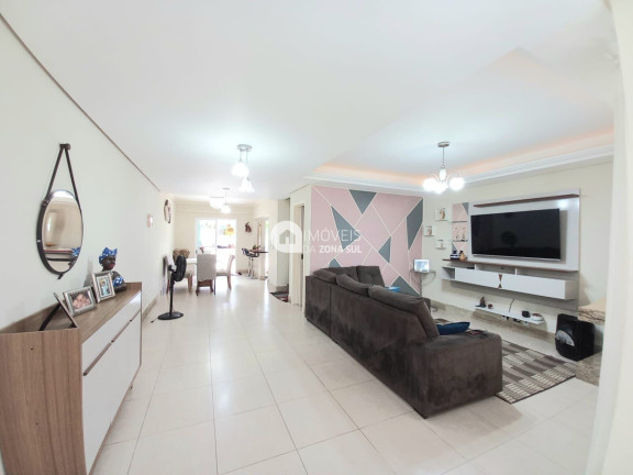 Imagem Casa com 3 Quartos à Venda, 165 m² Imagem Casa com 3 Quartos à Venda, 165 m²