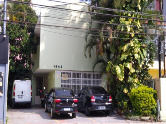 Sobrado com 4 Quartos para Alugar, 250 m² em Moema - São Paulo