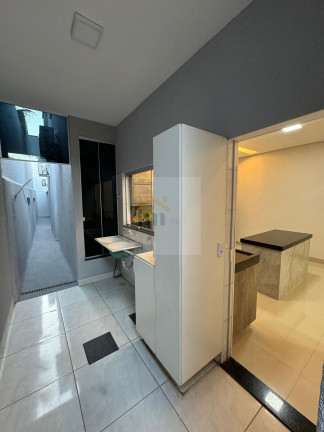 Imagem Casa com 3 Quartos à Venda, 130 m² em Setor Alto Do Vale - Goiânia