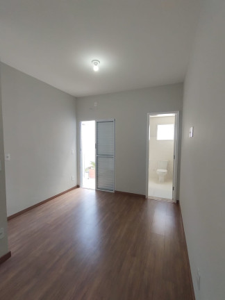 Imagem Sobrado com 3 Quartos à Venda, 208 m² em Portais (polvilho) - Cajamar Imagem Sobrado com 3 Quartos à Venda, 208 m² em Portais (polvilho) - Cajamar