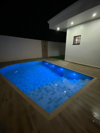 Imagem Imóvel com 3 Quartos à Venda, 300 m² em Ponta Negra - Manaus Imagem Imóvel com 3 Quartos à Venda, 300 m² em Ponta Negra - Manaus