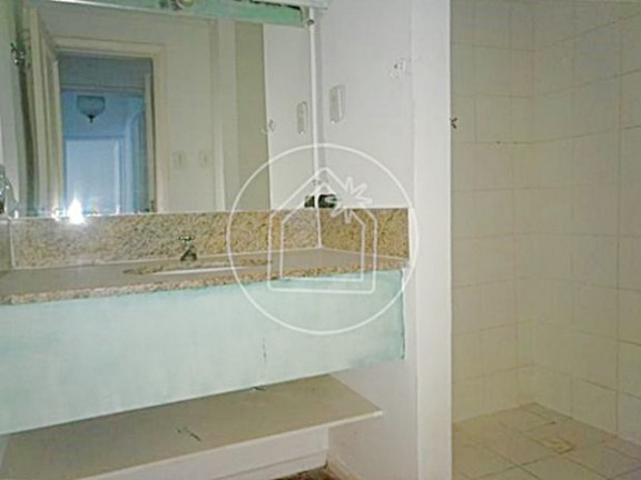 Imagem Apartamento com 3 Quartos à Venda, 130 m² em Copacabana Imagem Apartamento com 3 Quartos à Venda, 130 m² em Copacabana