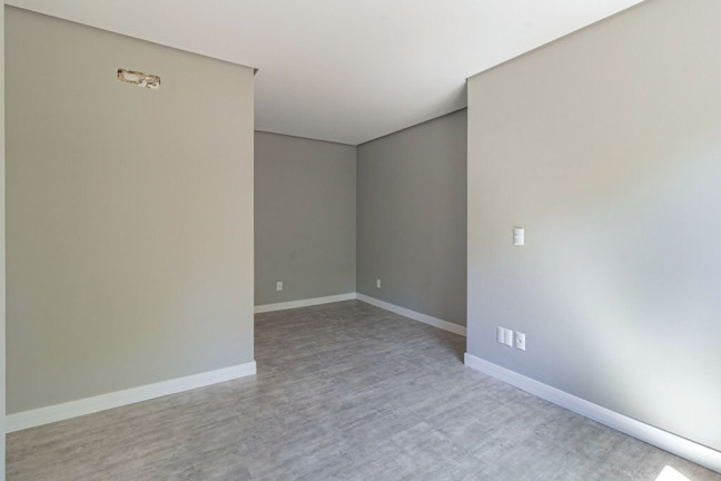 Imagem Imóvel com 2 Quartos à Venda, 81 m² em Petrópolis - Porto Alegre