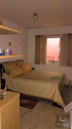 Imagem Casa com 2 Quartos à Venda, 120 m² em Jardim Utinga - Santo André