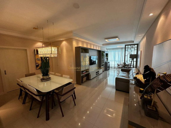 Imagem Apartamento com 4 Quartos à Venda, 144 m² em Centro - Balneário Camboriú Imagem Apartamento com 4 Quartos à Venda, 144 m² em Centro - Balneário Camboriú