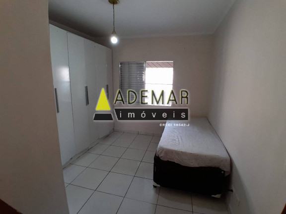 Imagem Casa com 3 Quartos à Venda, 175 m² em Taboão - Diadema Imagem Casa com 3 Quartos à Venda, 175 m² em Taboão - Diadema