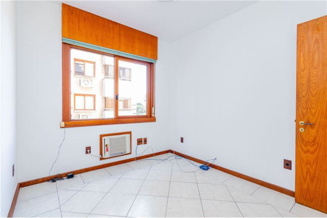 Imagem Apartamento com 3 Quartos à Venda, 129 m² em Menino Deus - Porto Alegre Imagem Apartamento com 3 Quartos à Venda, 129 m² em Menino Deus - Porto Alegre